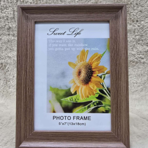VYOM CURATIONS Photoframes Product Code: 581420-2495A2407160 5 * 7 inches