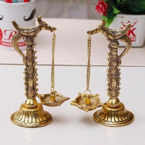 VYOM CURATIONS Precious Items BG- MT- 109 4 In to 5 In (Approx) Metal