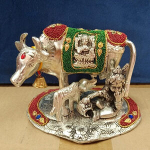 VYOM CURATIONS Precious Items COW- BR- 063 7 In x 8 In x 4 In Brass