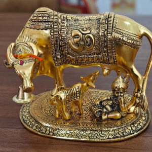 VYOM CURATIONS Precious Items COW- BR- 066 7 In x 8 In x 4 In Brass